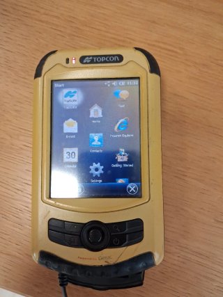 GPS Centimétrico Topcon Hiper II **COMPONENTES**