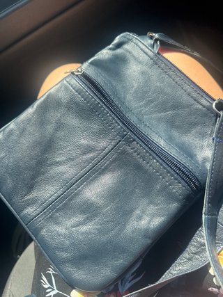 Bolso bandolera azul de piel