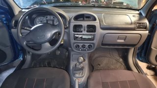 Renault Clio 2000