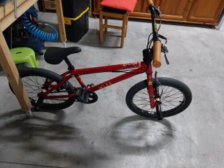 Bicicleta BMX WIPE Roja