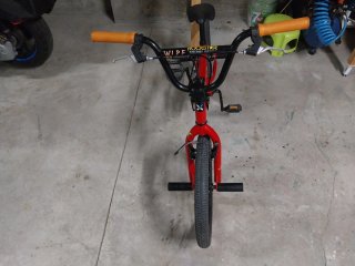Bicicleta BMX WIPE Roja
