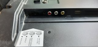 Televisión Salora 26" mando instrucciones hdmi vga