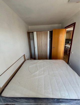 Piso amueblado en Bellpuig, con balcón y aire A/C