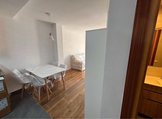 Piso amueblado en Bellpuig, con balcón y aire A/C