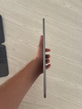 iPad Pro 11” 4ª Gen M2 128GB,Apple Pencil, teclado