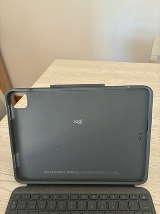 iPad Pro 11” 4ª Gen M2 128GB,Apple Pencil, teclado