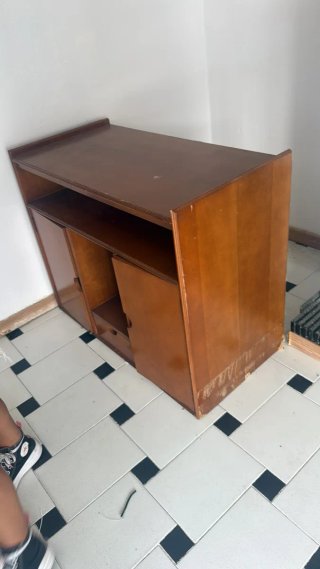 Mueble TV madera marrón