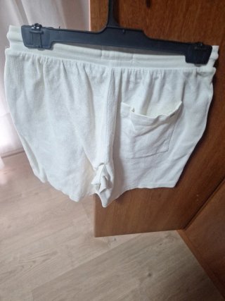 Pantalón corto Pull&Bear blanco talla XS