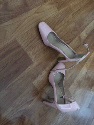Zapatos tacón rosa charol n.36 Berskha
