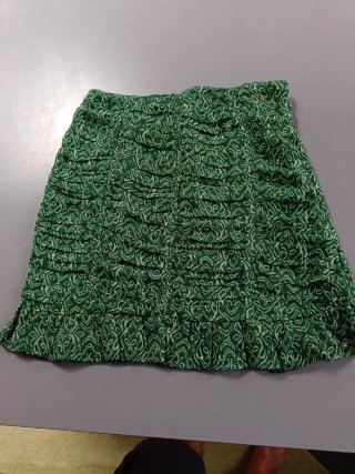 Falda Brownie verde con estampado