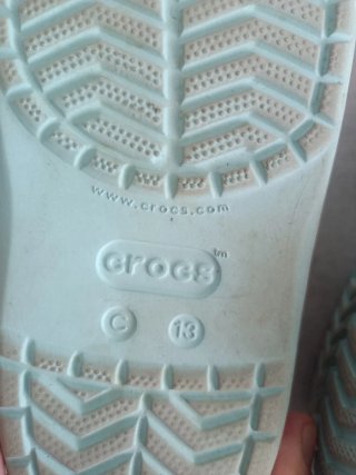 Crocs turquesa y rosa Talla 30-31