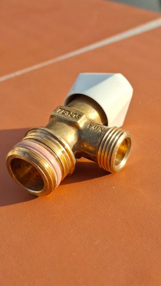 Válvula de escuadra SCHELL P2121A