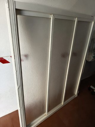 Mampara de ducha blanca