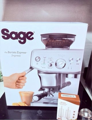 Cafetera Sage Barista Express Impress Marzo 2026