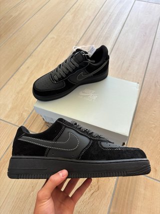 Nike Air Force 1 Venom Negra Talla 42