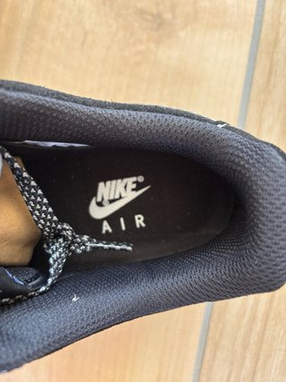 Nike Air Force 1 Venom Negra Talla 42