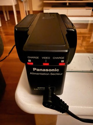 Videocámara VHS-C Panasonic NV-MC30 Hi-Fi Stereo