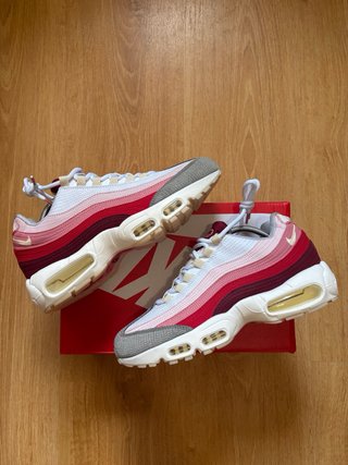 Nike Air Max 95 Rosas y Rojas