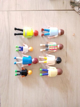 8 figuras de Playmobil