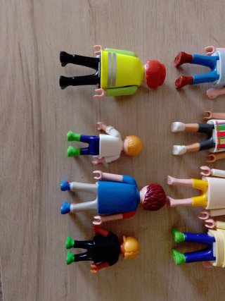 8 figuras de Playmobil