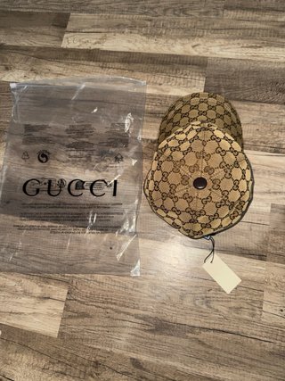 Berretto Gucci GG Supreme nuovo