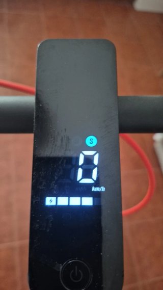 Patinete Eléctrico Xiaomi 5x pro usado 4 veces.