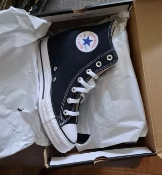 Converse Negras con plataforma