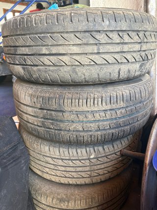 Llantas hierro con neumáticos