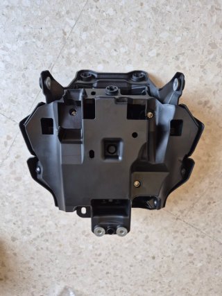 Faro Delantero Yamaha MT-07 2026