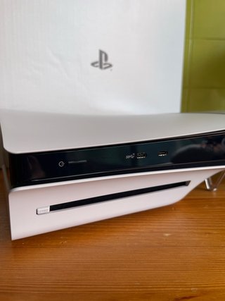 PlayStation 5 Slim- 1TB con lector y mando