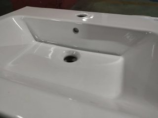 2 Lavabos de cerámica blancos