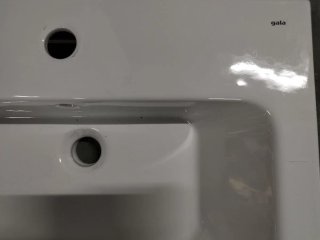 2 Lavabos de cerámica blancos