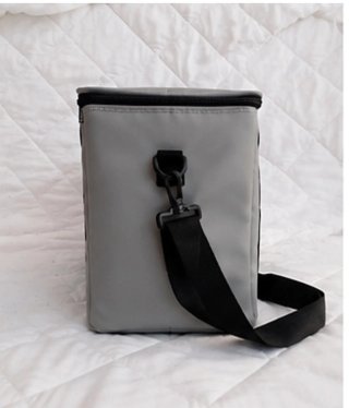 Nevera portátil gris