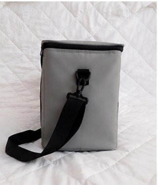 Nevera portátil gris