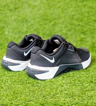 T38.5 envío incluido!!! NIKE METCON 10