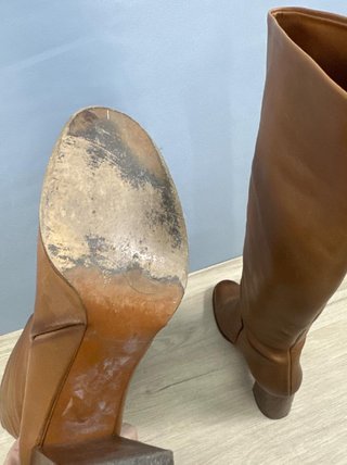 Botas altas de piel marrón Massimo Dutti