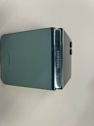 Samsung Galaxy Z Flip5