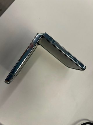 Samsung Galaxy Z Flip5