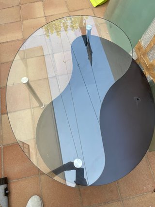 Mesa de salón cristal y metal Yin Yang