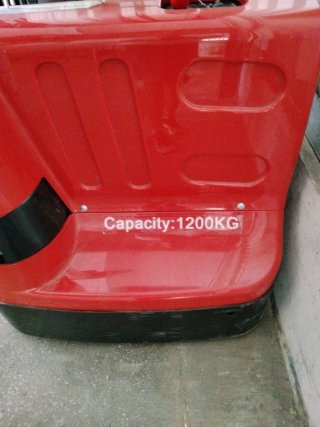 Carretilla elevadora eléctrica 1200KG