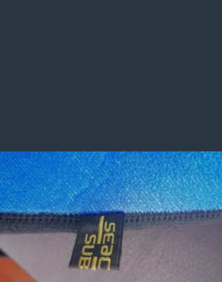 Traje de neopreno azul y negro