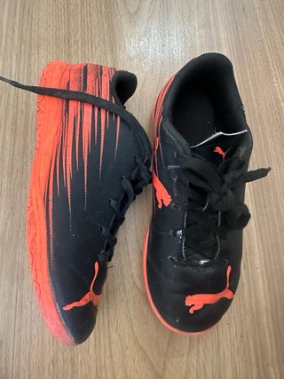 Botas de fútbol Puma niño 31 talla