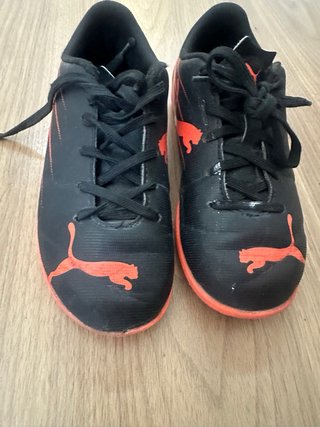 Botas de fútbol Puma niño 31 talla