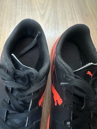 Botas de fútbol Puma niño 31 talla