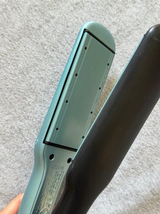 Plancha de pelo Remington.  Solo 6 meses de uso