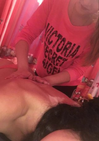Valeria masajista profesional