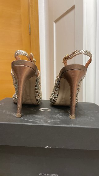 Tacones Pedro Miralles Dorados