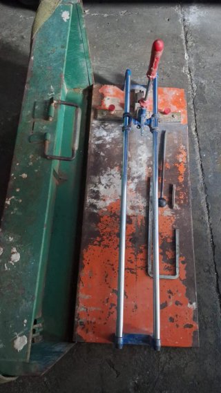 Cortadora de azulejos profesional marca rubi