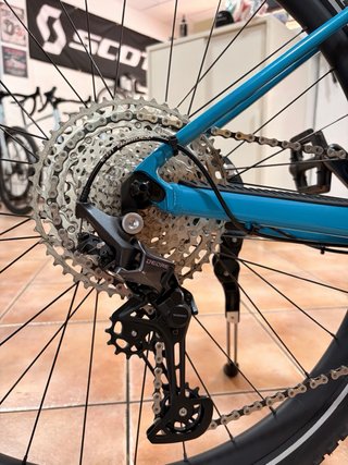 Scott Scale 980