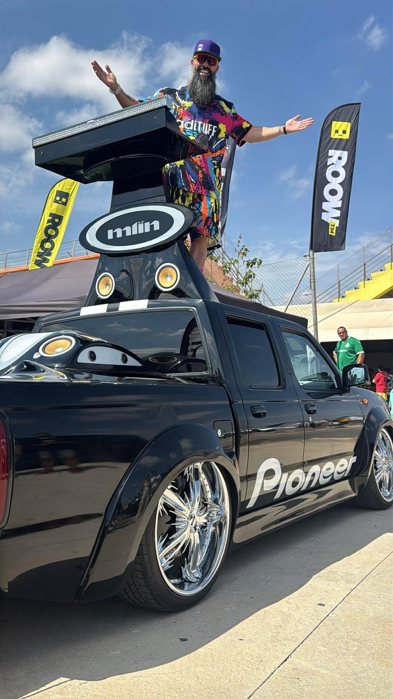 Nissan Navara 2003 tuning - foto 1